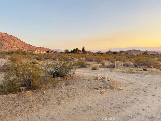 1 Old Mine Rd, Apple Valley, CA 92307 - photo 2