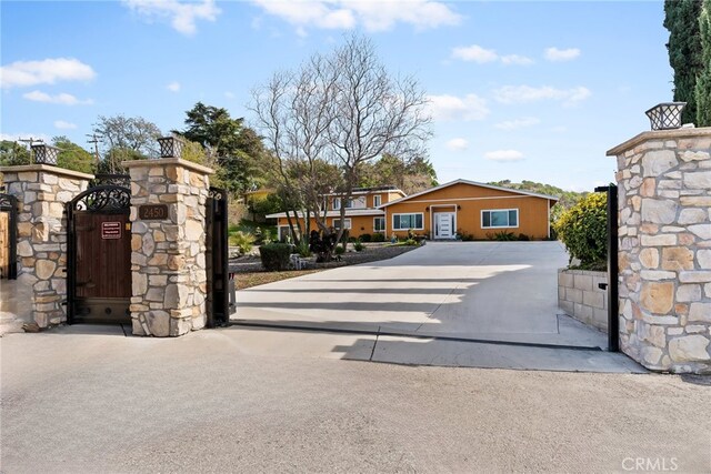 2450 Cameron Ave, Covina, CA 91724 - view of gate