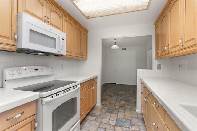 119 Rockwood, Irvine, CA 92614 - photo 8