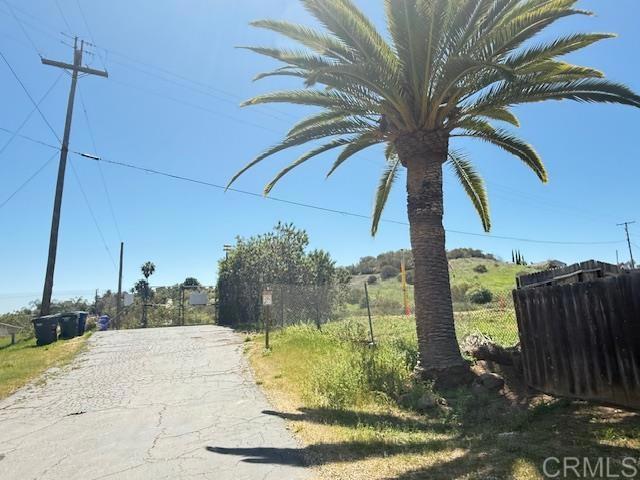 121 Avo Dr, Fallbrook, CA 92028