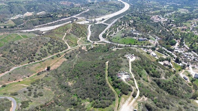 121 Avo Dr, Fallbrook, CA 92028