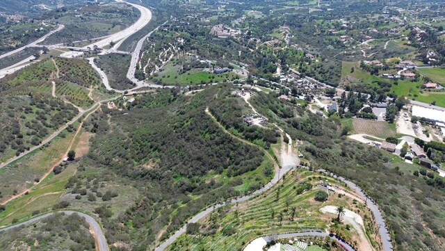 121 Avo Dr, Fallbrook, CA 92028