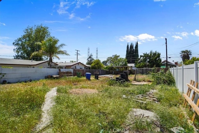 7941 Rhodes Ave, North Hollywood, CA 91605 - view of yard with fence