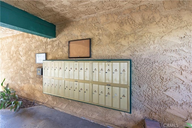 715 S Webster Ave Unit 30, Anaheim, CA 92804 - exterior view of mail area and stucco siding