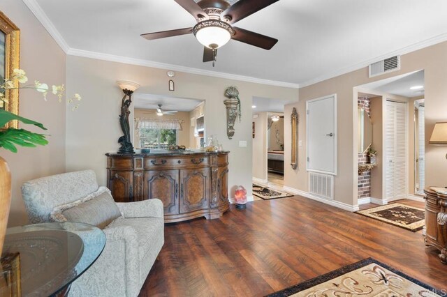 5707 Baltimore Dr Unit 12, La Mesa, CA 91942 - living room featuring ceiling fan, wood finished floors, and crown molding