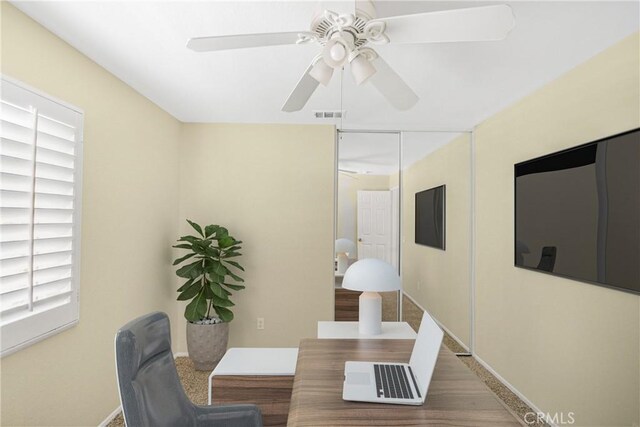 30526 Beryl Pl, Castaic, CA 91384 - dining area featuring ceiling fan, visible vents, and baseboards