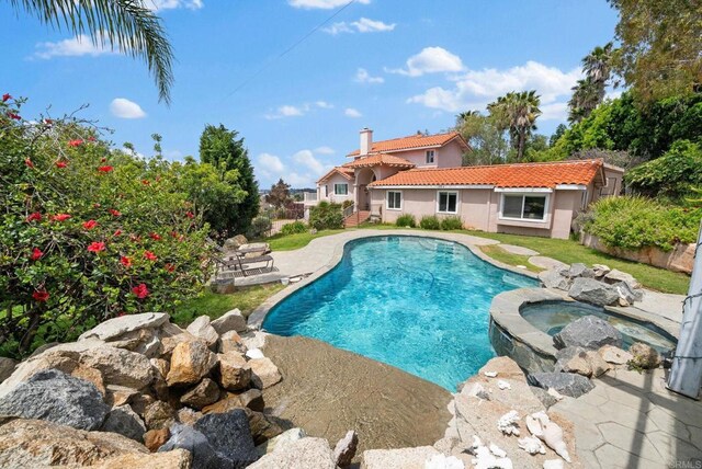 1994 Warmlands Ave, Vista, CA 92084 - view of swimming pool with a patio and a pool with connected hot tub