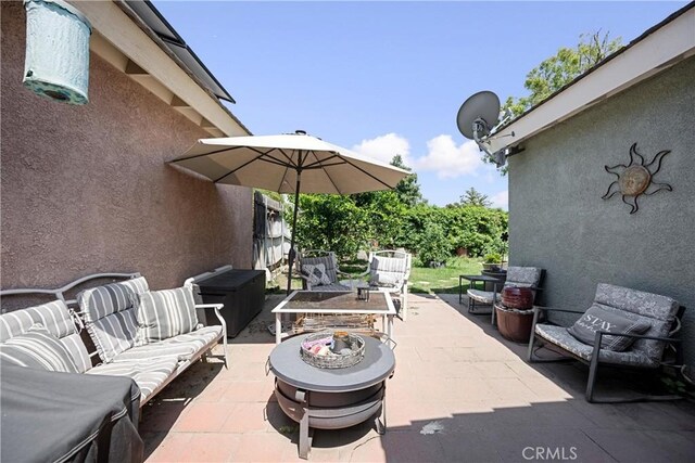 875 S Rexford St, Rialto, CA 92376 - view of patio / terrace with outdoor lounge area