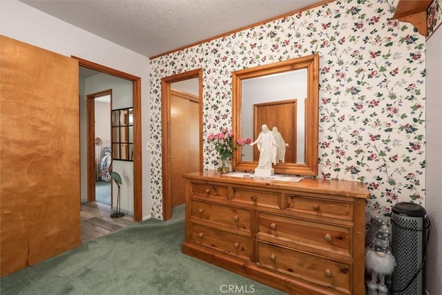 36556 Mudge Ranch Rd, Coarsegold, CA 93614 - interior space featuring wallpapered walls and a textured ceiling