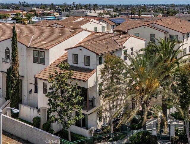 aerial view featuring a residential view