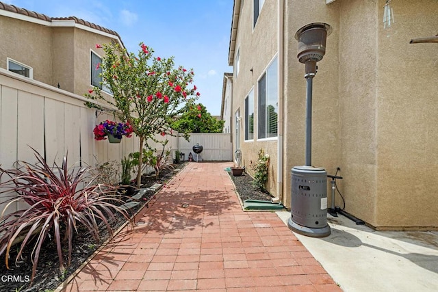 834 Corte Baya Vis, Oxnard, CA 93030 - view of patio featuring a fenced backyard