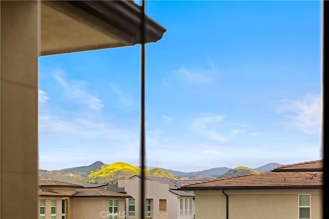 exterior details featuring a mountain view
