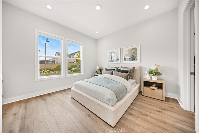 271 Huckleberry, Lake Forest, CA 92630 - bedroom with baseboards, light wood-type flooring, and recessed lighting