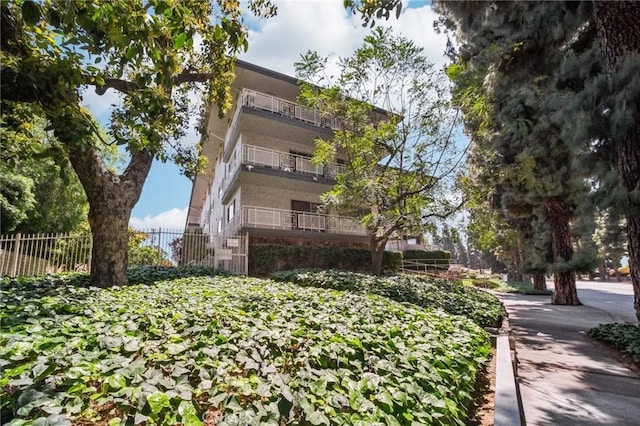 12031 Beverly Blvd Unit 1D, Whittier, CA 90601 - view of building exterior with fence