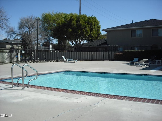 2655 Anchor Ave, Port Hueneme, CA 93041 - community pool featuring fence and a patio