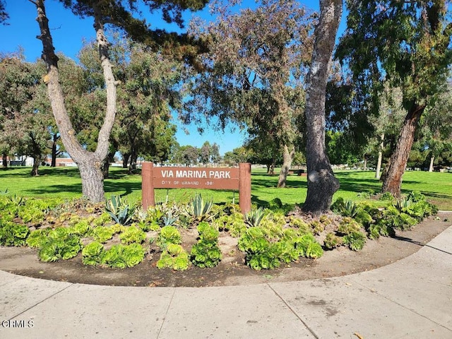 2655 Anchor Ave, Port Hueneme, CA 93041 - community sign featuring a lawn
