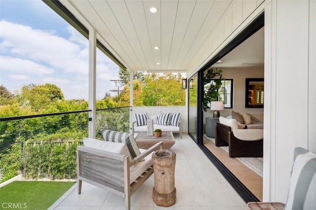 13817 Valley Vista Blvd, Sherman Oaks, CA 91423 - sunroom with an outdoor living space