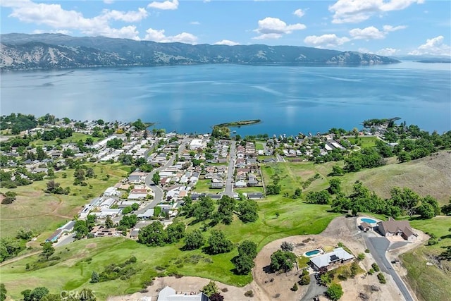 501 Island View Dr, Lakeport, CA 95453