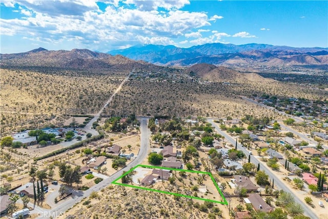 bird's eye view featuring a mountain view