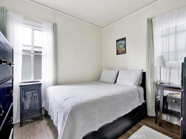 1407 Obispo Ave, Long Beach, CA 90804 - bedroom with wood finished floors and crown molding