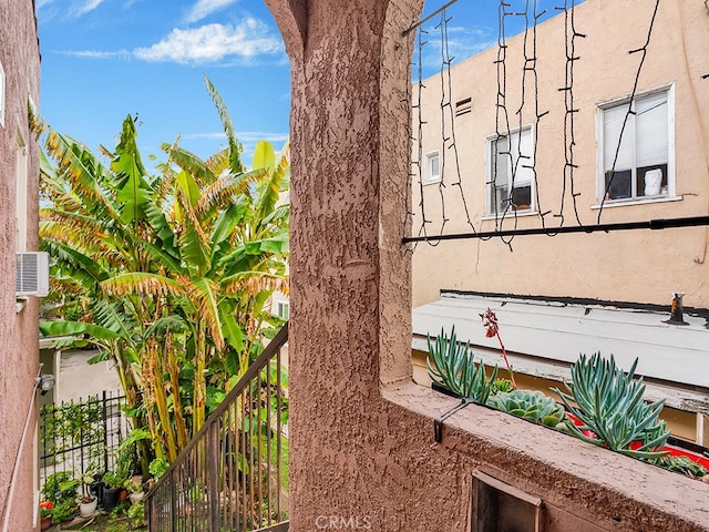 1407 Obispo Ave, Long Beach, CA 90804 - view of property exterior with stucco siding and fence