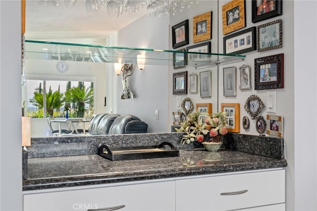 12320 Louise Ave, Granada Hills, CA 91344 - view of bar