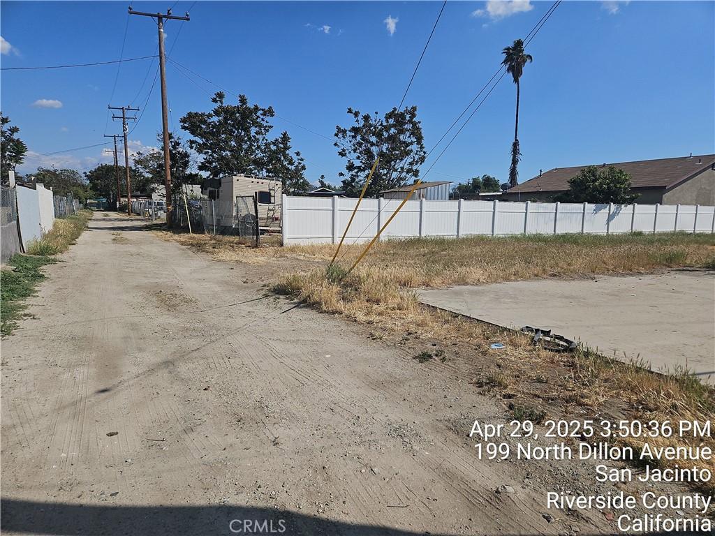 199 N Dillon Ave, San Jacinto, CA 92583