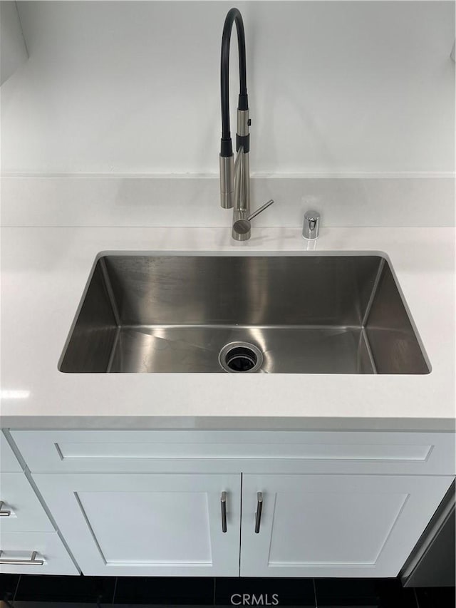 420 S San Pedro St Unit 102, Los Angeles, CA 90013 - kitchen view of a sink and light countertops