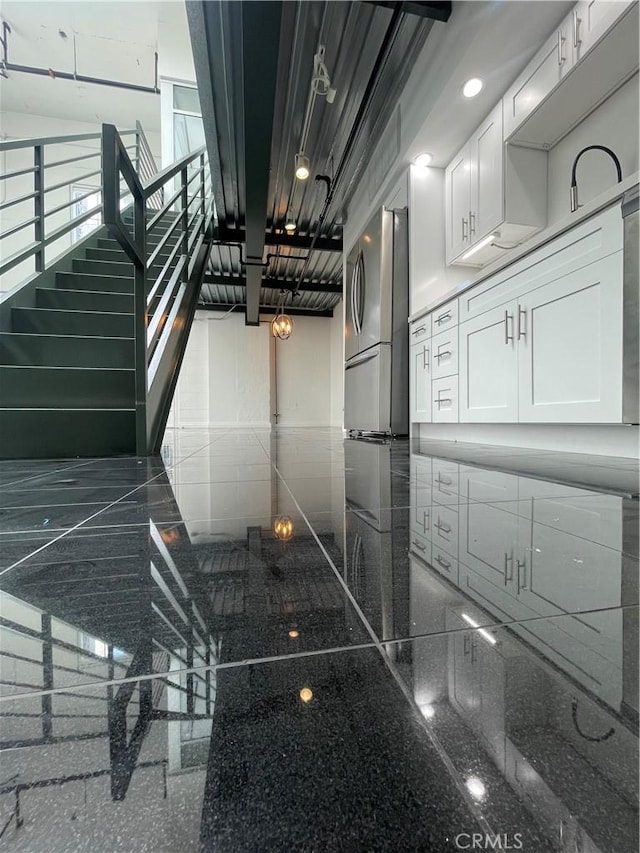 420 S San Pedro St Unit 102, Los Angeles, CA 90013 - not applicable space
