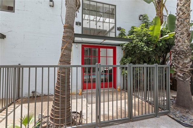 420 S San Pedro St Unit 102, Los Angeles, CA 90013 - view of gate