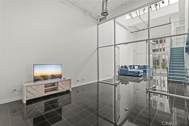 420 S San Pedro St Unit 102, Los Angeles, CA 90013 - office featuring a towering ceiling