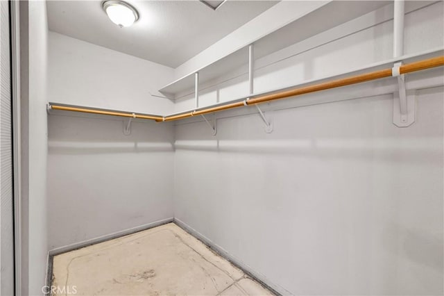 58957 Pueblo Trl, Yucca Valley, CA 92284 - view of spacious closet