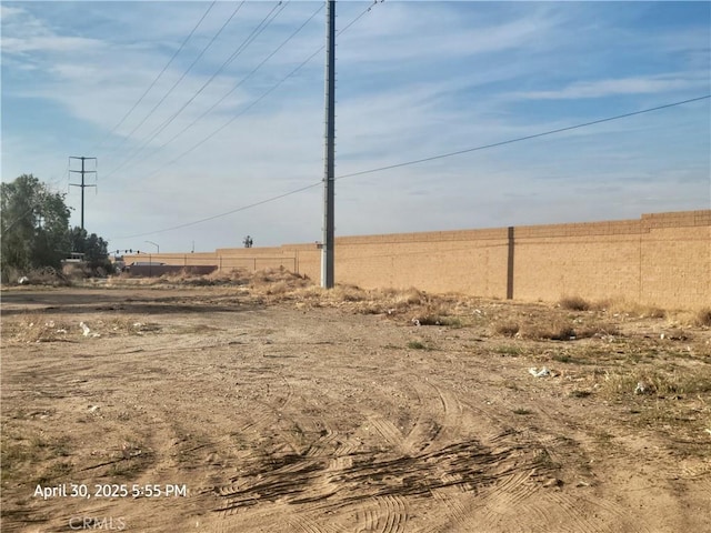 18340 Delicious St, Adelanto, CA 92301 - view of yard