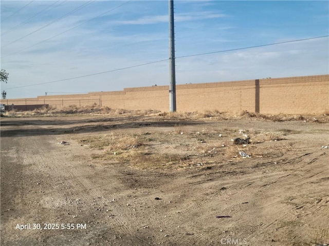18340 Delicious St, Adelanto, CA 92301 - view of yard