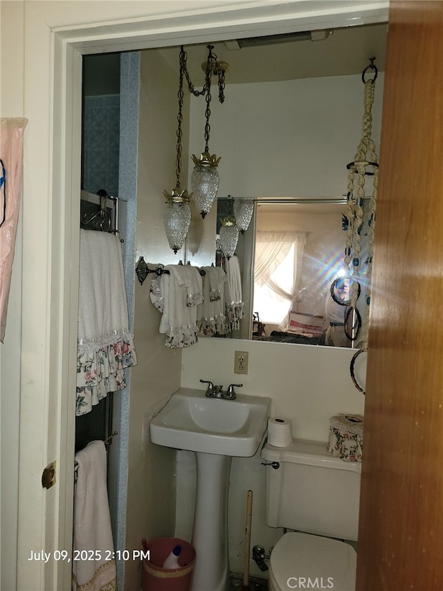 18340 Delicious St, Adelanto, CA 92301 - half bathroom with toilet