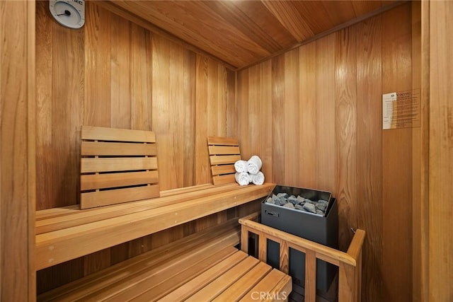 view of sauna / steam room