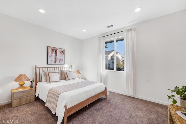 carpeted bedroom with visible vents, recessed lighting, and baseboards