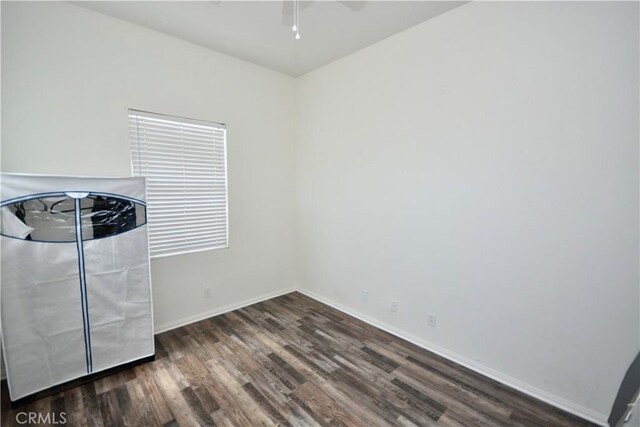 31105 Sunningdale Dr, Temecula, CA 92591 - empty room with wood finished floors, a ceiling fan, and baseboards