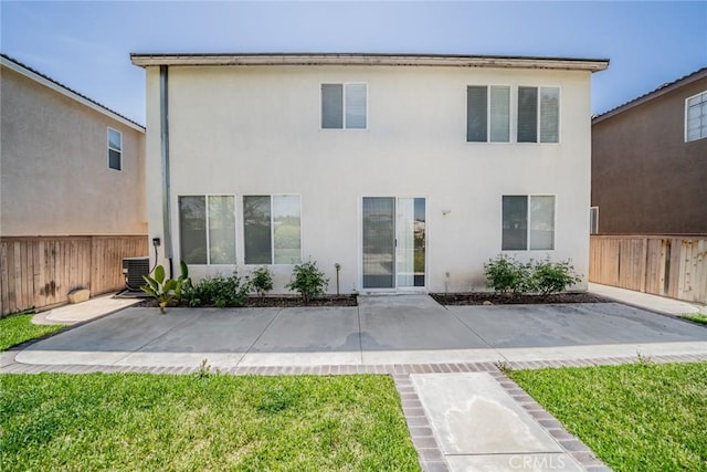 32674 Clearvail Dr, Temecula, CA 92592 - rear view of house featuring a patio area and stucco siding