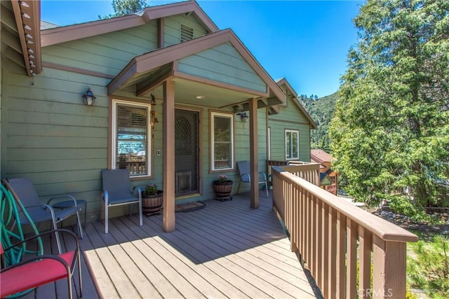 6377 Sugar Pines Cir, Angelus Oaks, CA 92305 - view of wooden terrace
