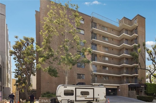 10966 Rochester Ave Unit 5D, Los Angeles, CA 90024 - view of building exterior