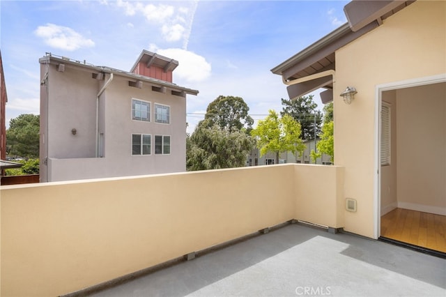 1210 Southwood Dr, San Luis Obispo, CA 93401 - view of balcony