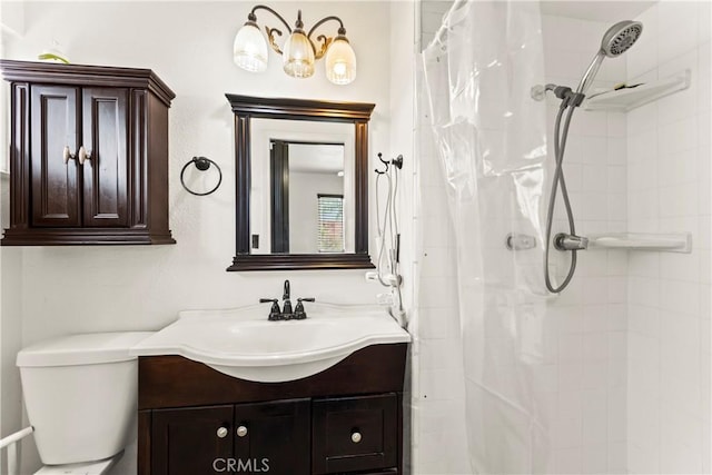 14901 Quill Cir, Huntington Beach, CA 92647 - full bathroom featuring a tile shower, vanity, and toilet