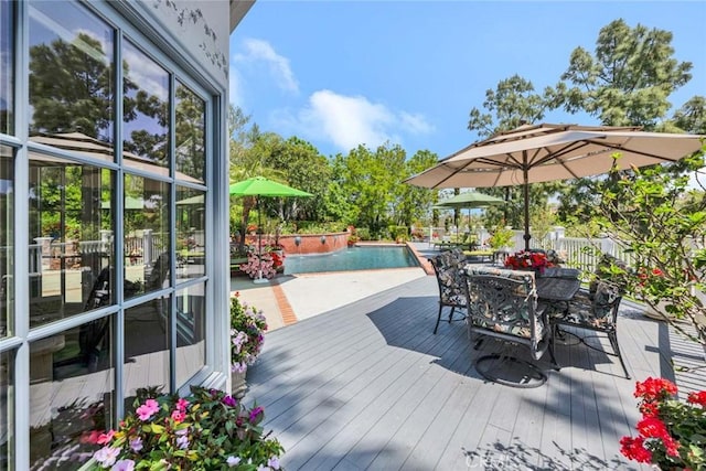 10302 Broadview Pl, North Tustin, CA 92705 - deck featuring an outdoor pool and outdoor dining space