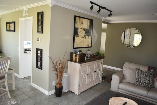 956 E Gladwick St, Carson, CA 90746 - photo 10