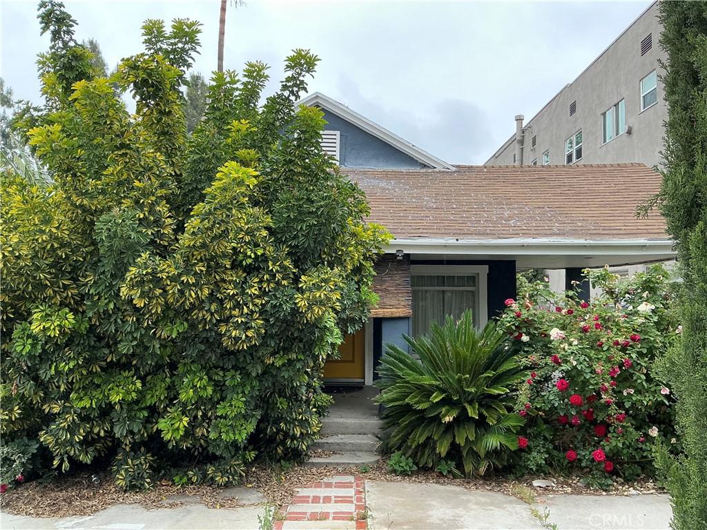 5621 La Mirada Ave, Los Angeles, CA 90038 - view of front of property