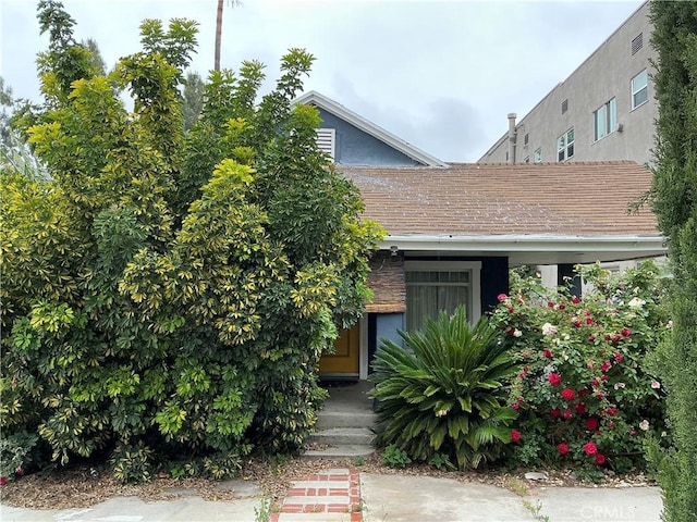 5621 La Mirada Ave, Los Angeles, CA 90038 - view of front of property