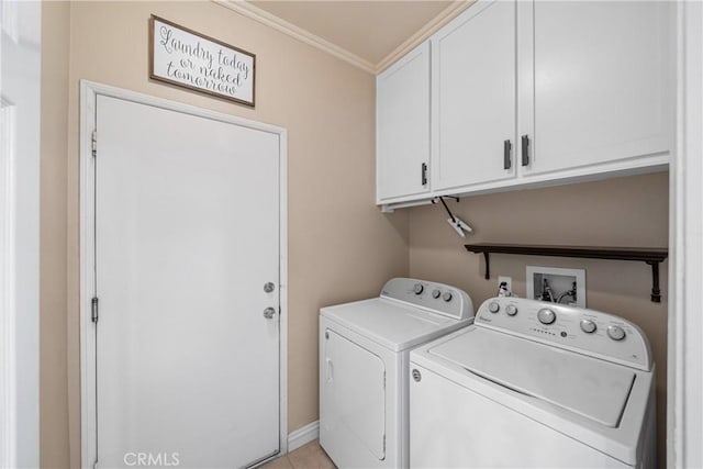 1081 Vista Lomas Ln, Corona, CA 92882 - clothes washing area with cabinet space, independent washer and dryer, baseboards, and crown molding