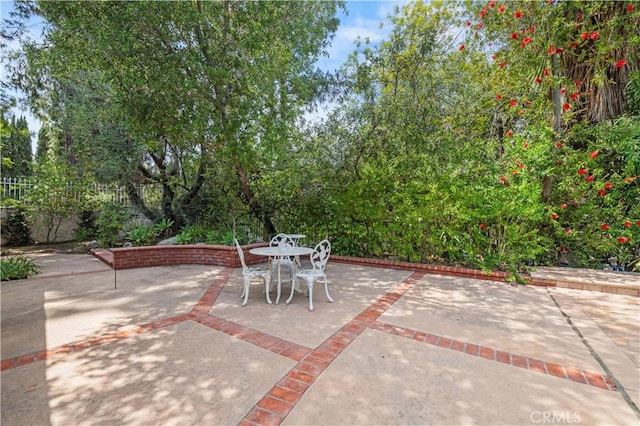 4250 Louise Ave, Encino, CA 91316 - view of patio with outdoor dining space