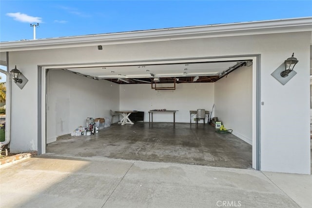 18401 Goodwin Ln, Huntington Beach, CA 92646 - view of garage